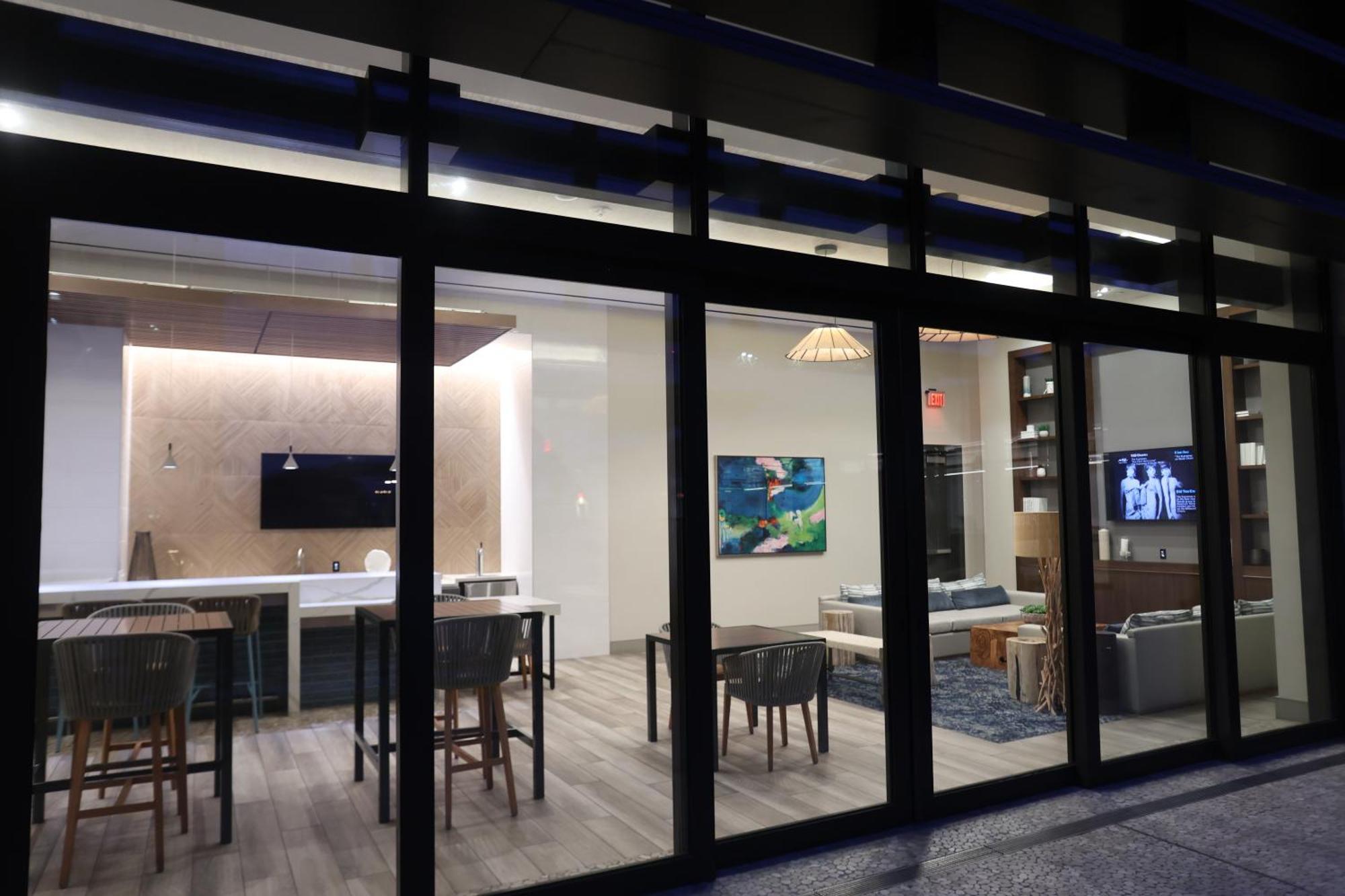 Houston'S Downtown Oasis Aparthotel Exterior foto
